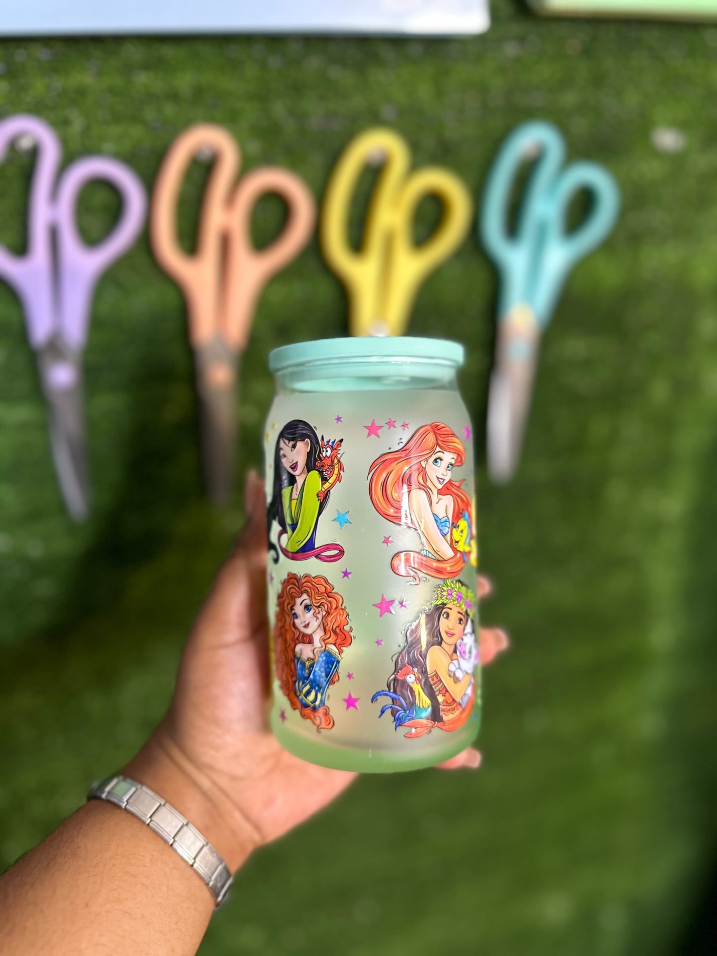 Princess glass can